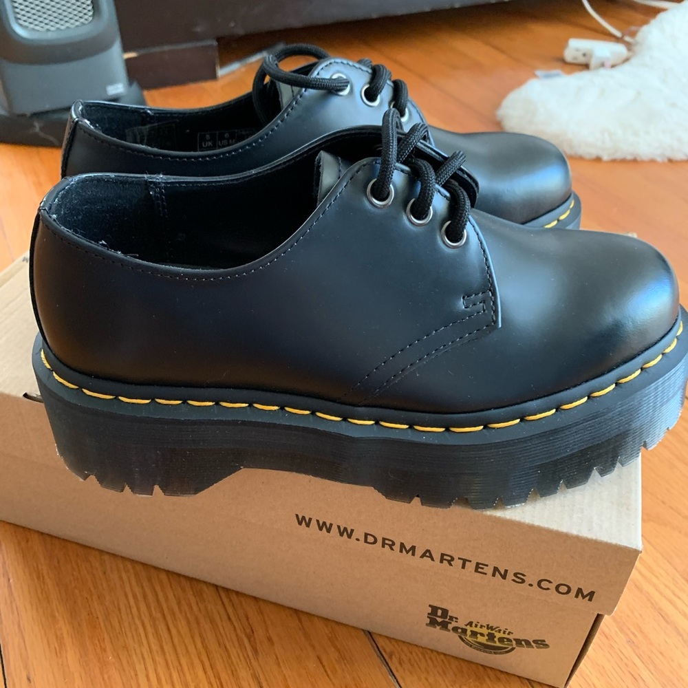 DOC Martens: 1461 QUAD SMOOTH LEATHER PLATFORM SHOE